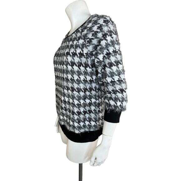 Cato Medium Black White Houndstooth Fuzzy Sweater 3/4 Sleeves Mock Neck - Picture 4 of 12